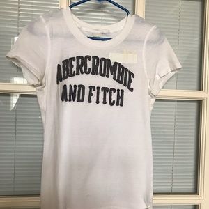 Abercrombie & Fitch T-shirt